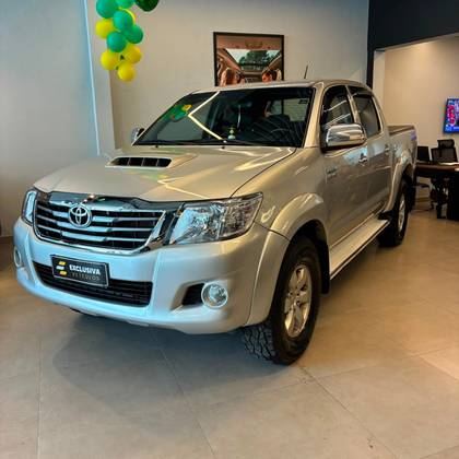 TOYOTA HILUX 3.0 SRV 4X4 CD 16V TURBO INTERCOOLER DIESEL 4P AUTOMÁTICO TOYOTA HILUX 3.0 SRV 4X4 CD 16V TURBO INTERCOOLER DIESEL 4P AUTOMÁTICO